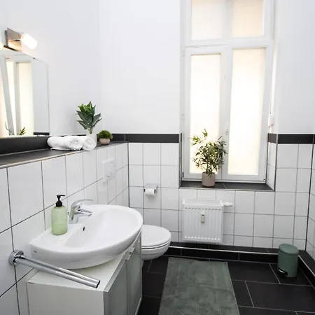 アパート City-apartment, Parkplatz, Europa-park & Strassburg *